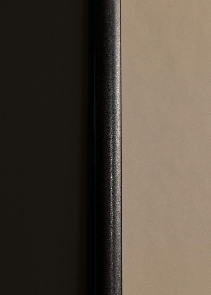 Rėmas Visby Juodas 30x40 cm - Paspartu Juodas 20x28 cm