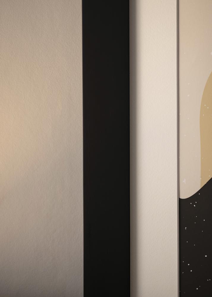 Härjedalen Juodas 85x115 cm - Paspartu Baltas 70x100 cm