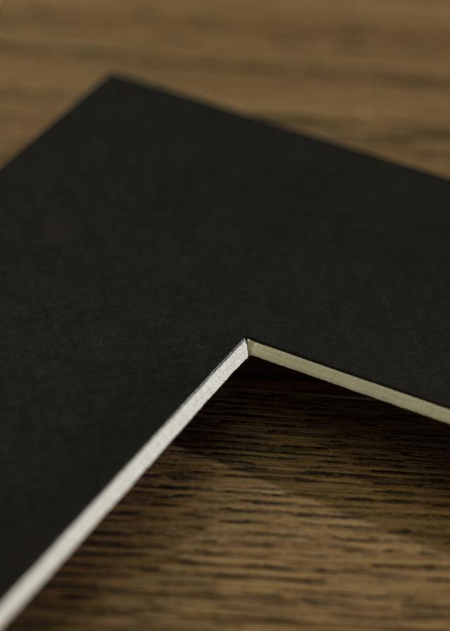 Paspartu Juodas Standartas Balta šerdis 70x80 cm (59x69)