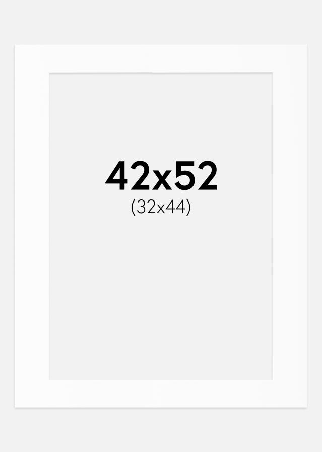 Paspartu Baltas Standartas (Balta Šerdis) 42x52 cm (32x44)