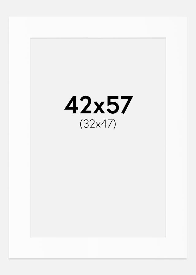 Paspartu Baltas Standartas (Balta Šerdis) 42x57 cm (32x47)