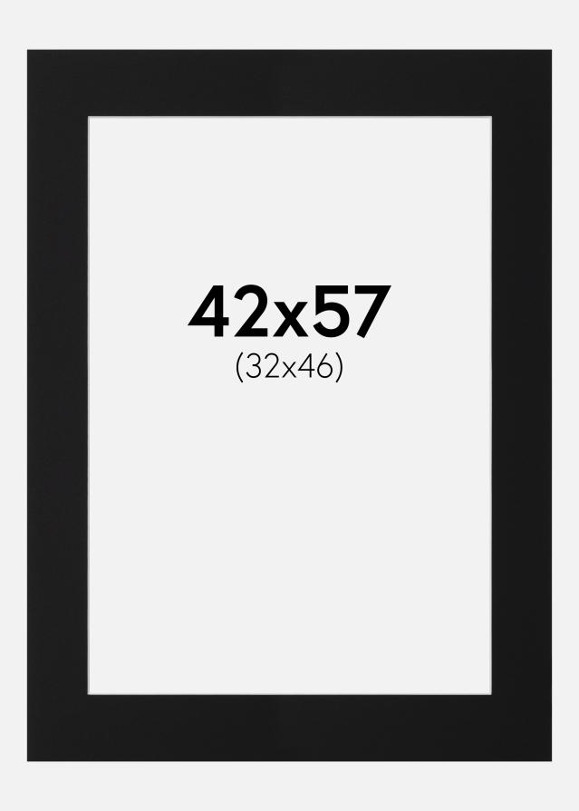 Paspartu Juodas Standartas (Balta Šerdis) 42x57 cm (32x46)