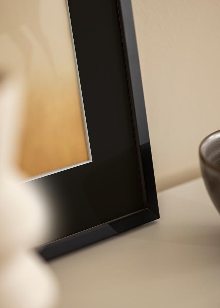 Rėmas E-Line Juodas 13x18 cm - Paspartu Juodas 9x12 cm