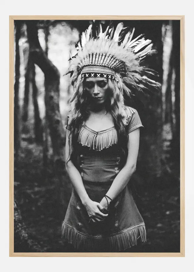 Black and White Mood in the Forest Įrašai