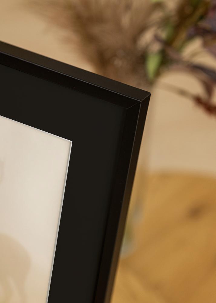 Rėmas E-Line Juodas 13x18 cm - Paspartu Juodas 9x12 cm