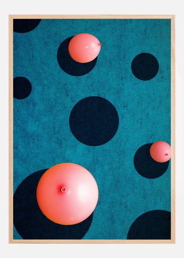 Three balloons Įrašai