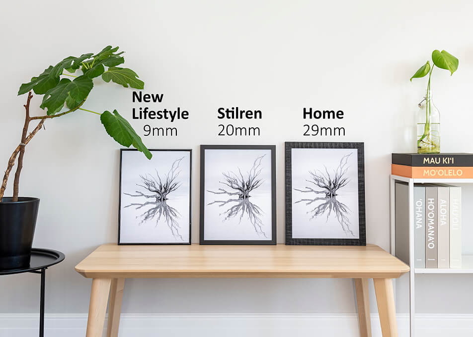 Trijų juodų rėmų su skirtingais pločiais - juodai baltas vaizdas